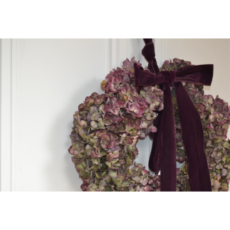 Corona de puerta de hortensia