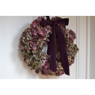 Corona de puerta de hortensia