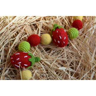 Guirnalda fresitas crochet