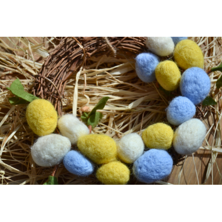 Corona de pascua azul