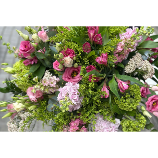 Ramo en colores rosados