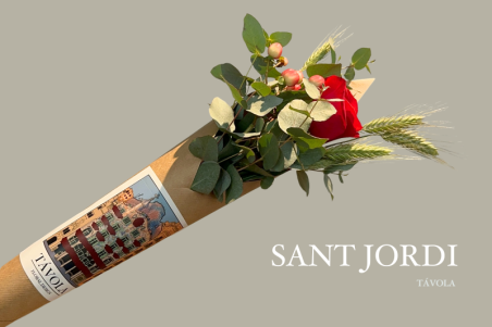 Rosa de Sant Jordi en cono de kraft